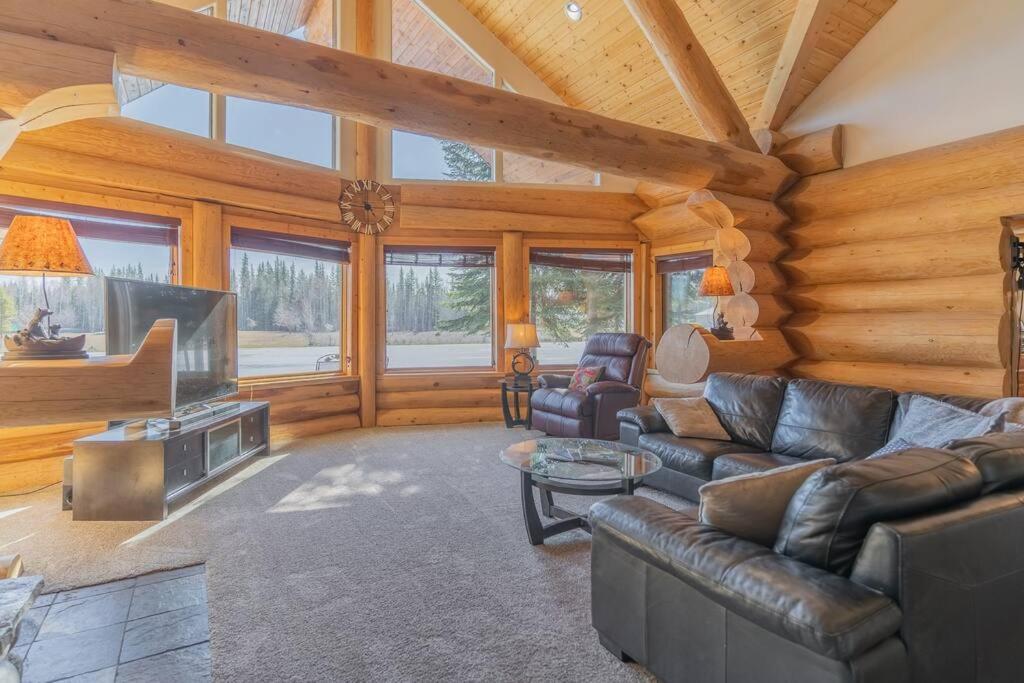 Lakefront Luxury Log Home With Spa & Aurora Views North Pole Exterior foto