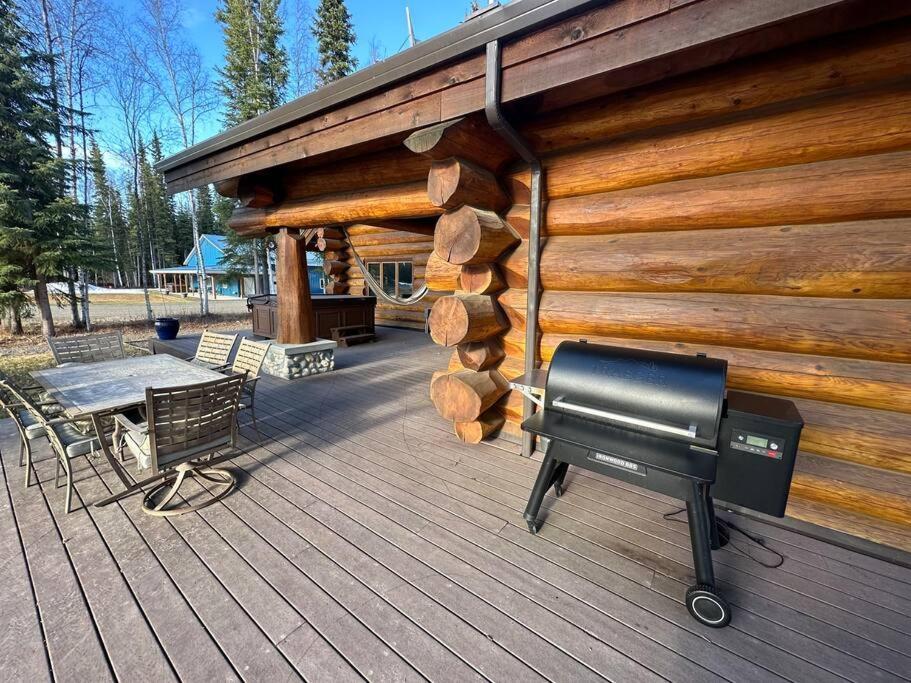 Lakefront Luxury Log Home With Spa & Aurora Views North Pole Exterior foto