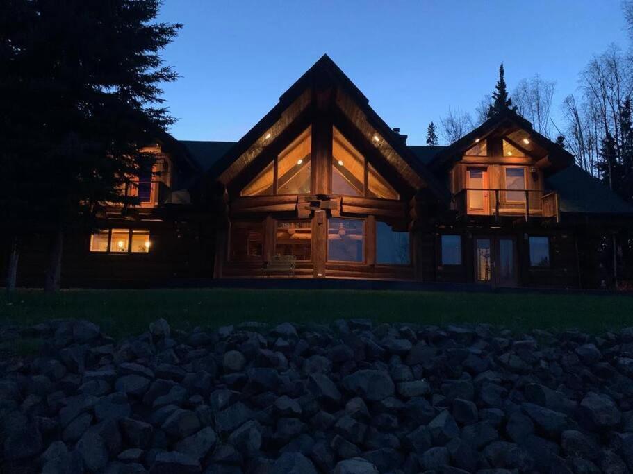 Lakefront Luxury Log Home With Spa & Aurora Views North Pole Exterior foto