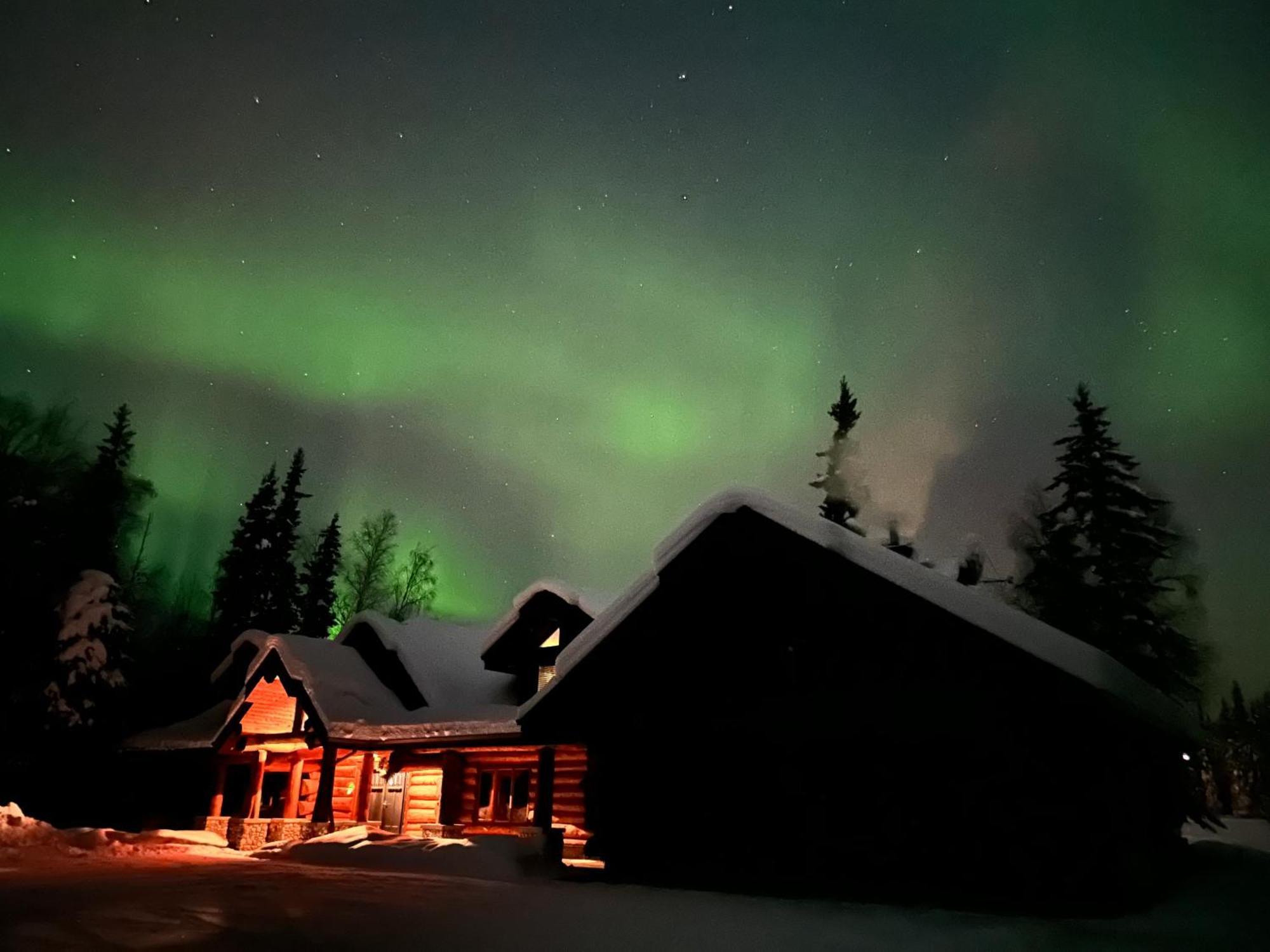 Lakefront Luxury Log Home With Spa & Aurora Views North Pole Exterior foto