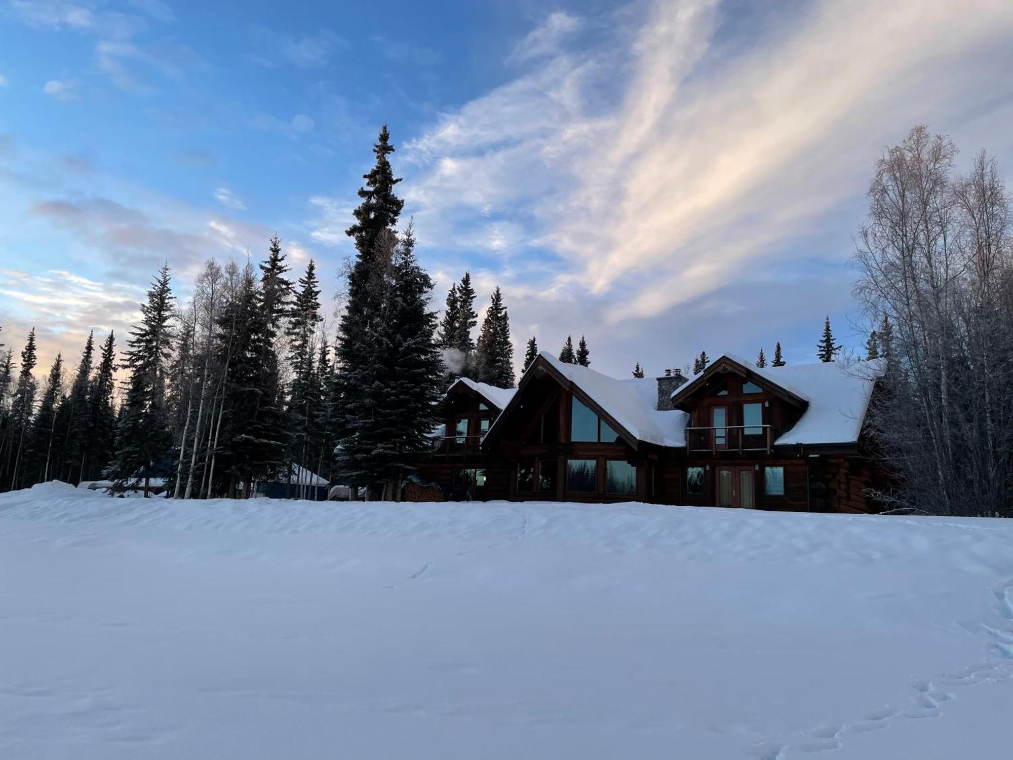 Lakefront Luxury Log Home With Spa & Aurora Views North Pole Exterior foto