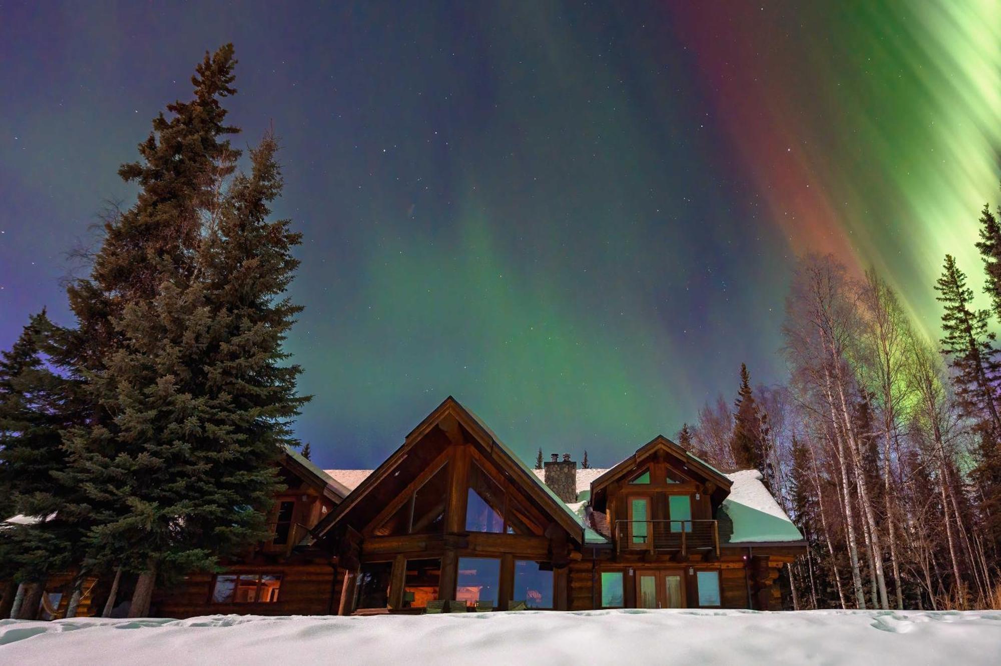 Lakefront Luxury Log Home With Spa & Aurora Views North Pole Exterior foto